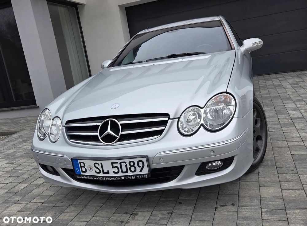 Mercedes-Benz CLK - 10