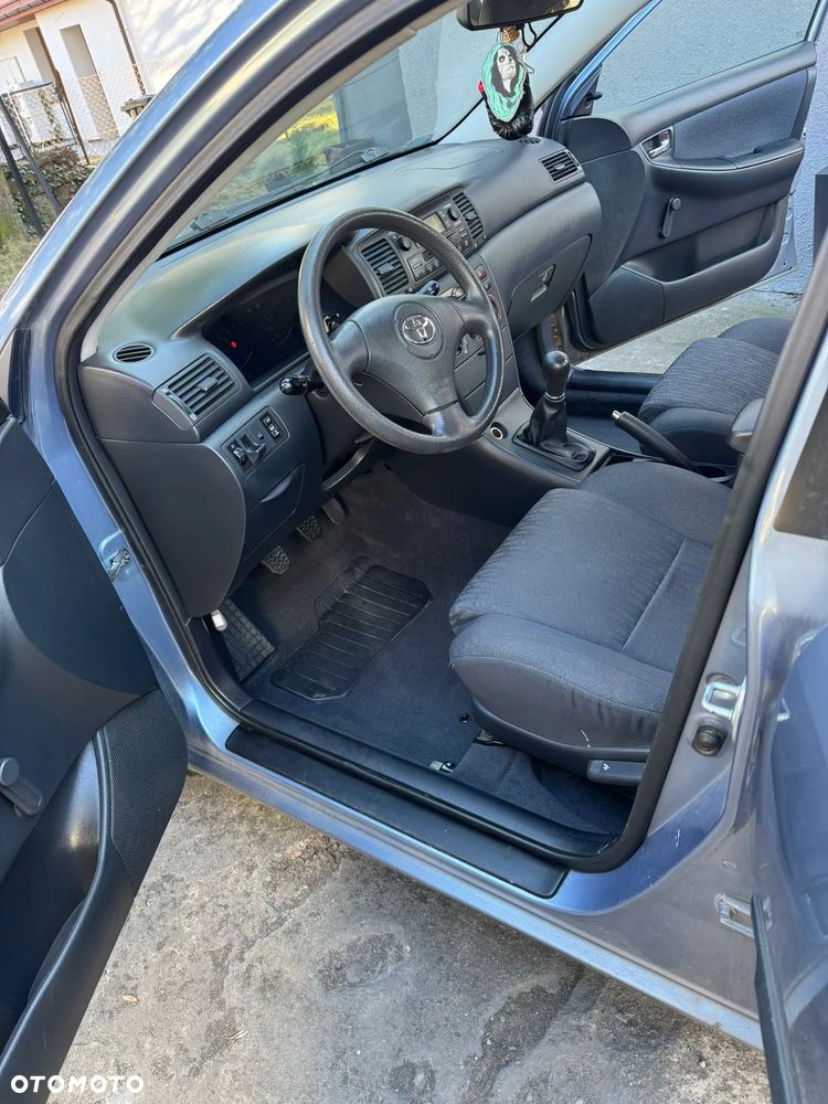 Toyota Corolla 1.4 VVT-i Base - 8