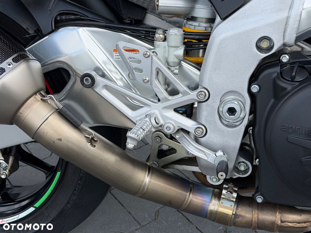 Aprilia Tuono - 14