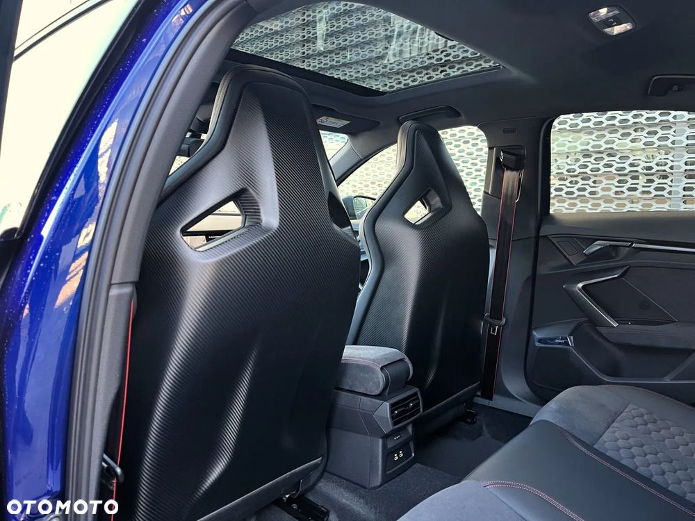 Audi RS3 Limousine - 23
