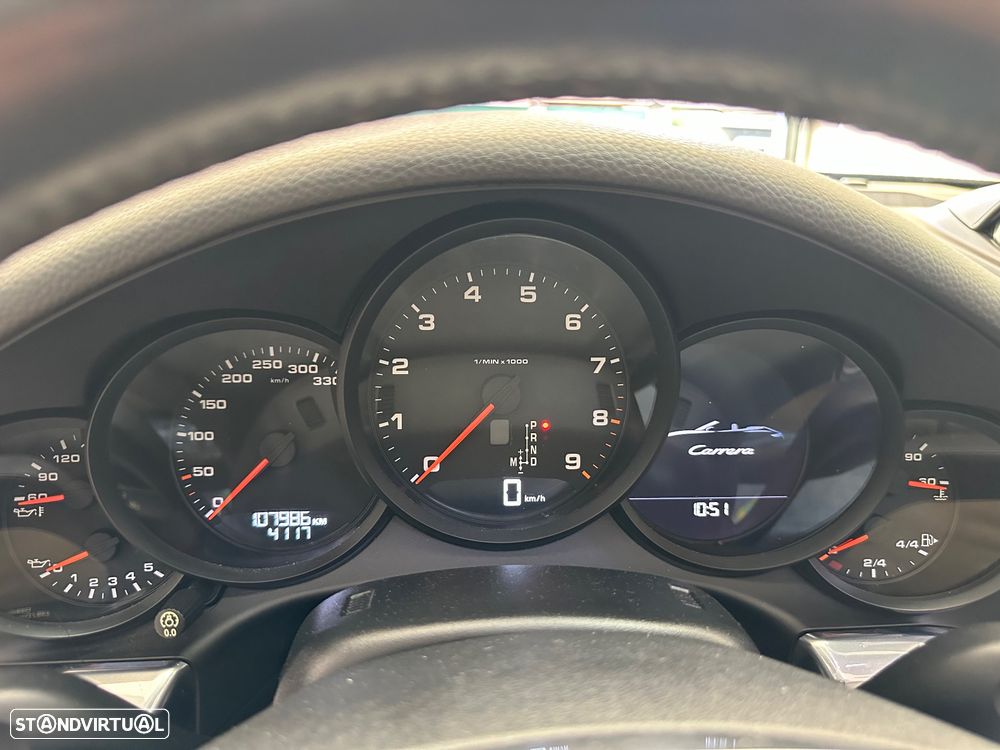Porsche 911 Série F - 23