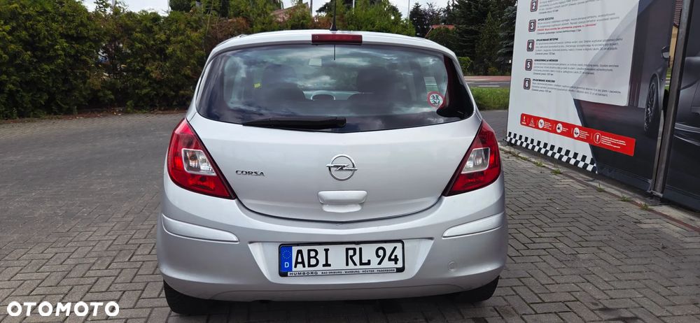 Opel Corsa 1.2 16V Enjoy - 10