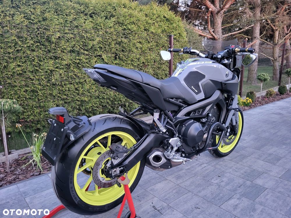Yamaha MT - 3