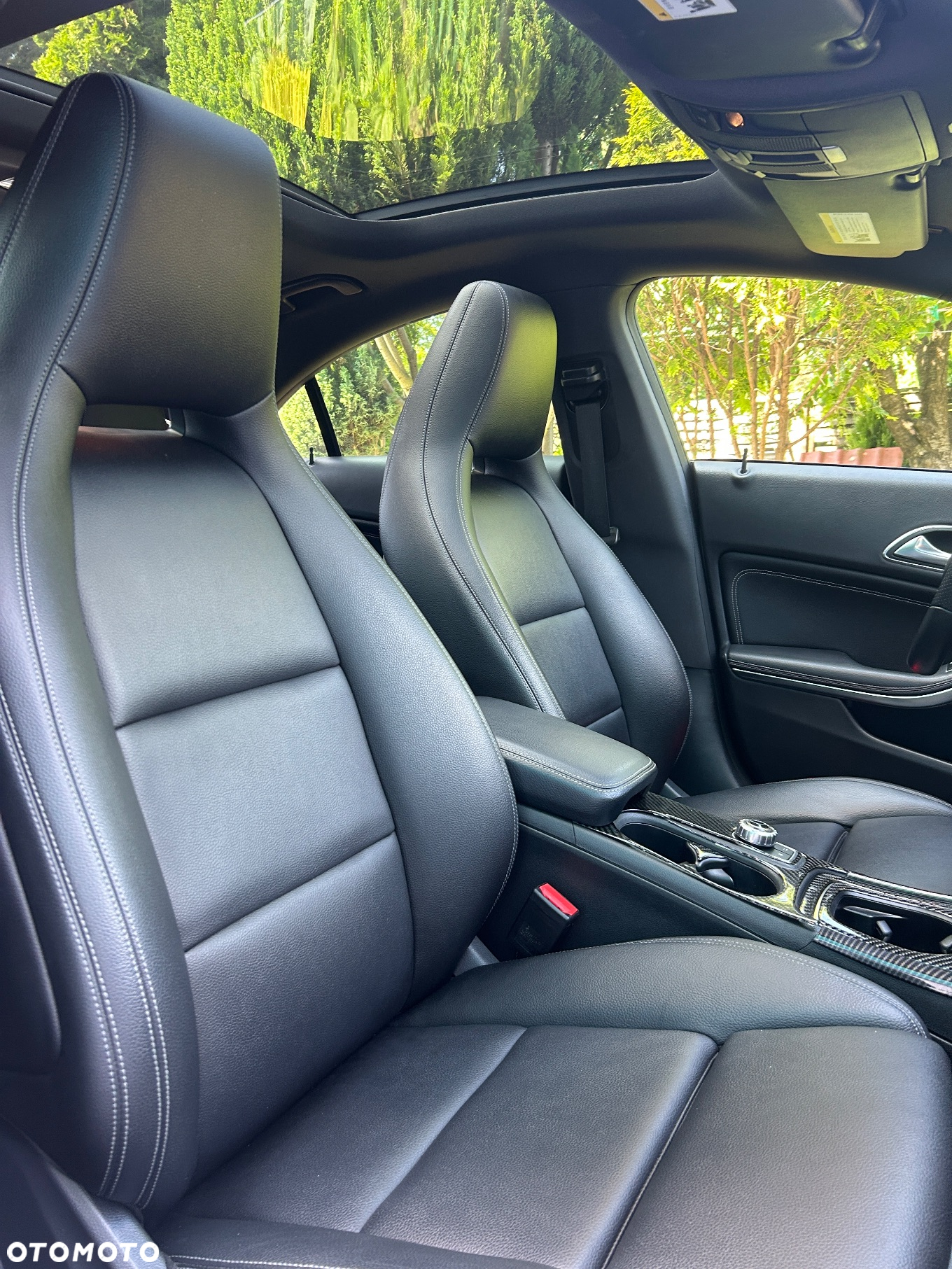 Mercedes-Benz CLA 250 7G-DCT - 22