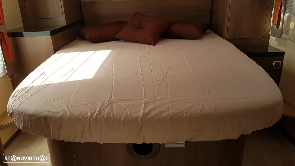 Challenger Graphite Cama central+cama elevatória - 22