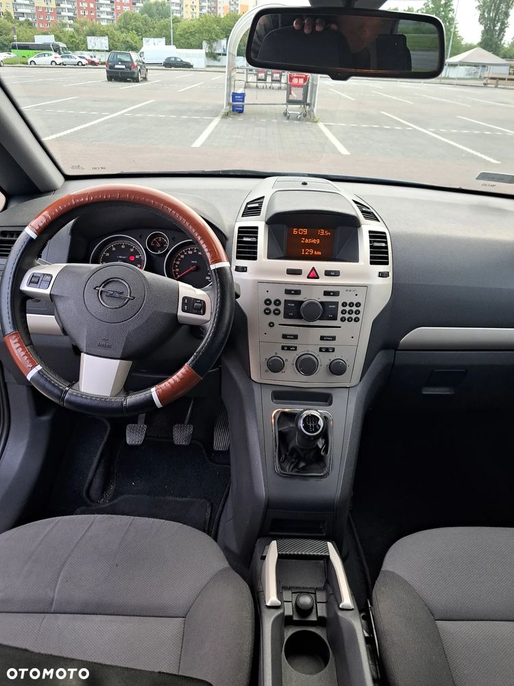 Opel Zafira 1.8 Enjoy - 8