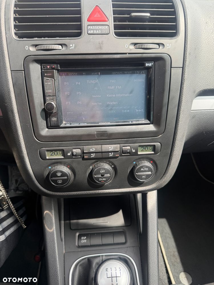 Volkswagen Golf 1.9 TDI Q-Line - 23