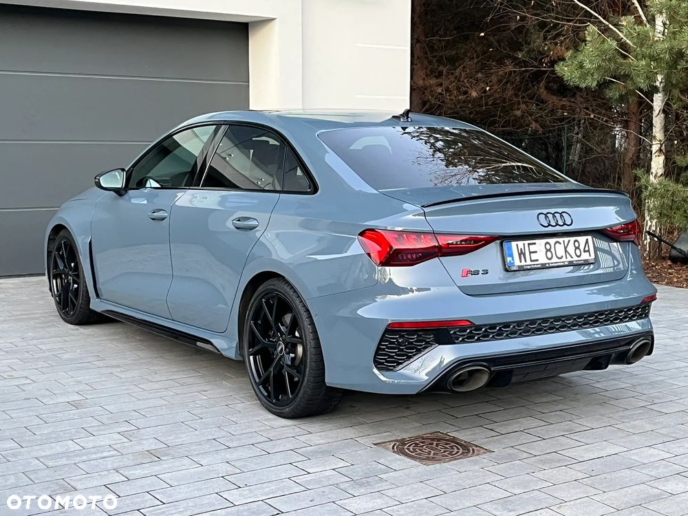 Audi RS3 Limousine - 5