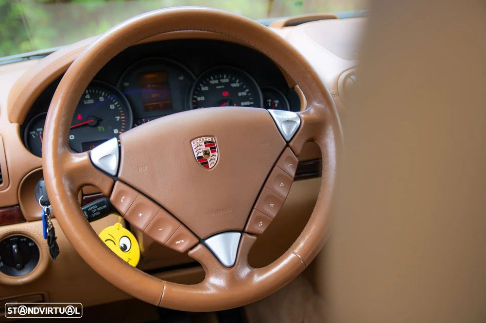Porsche Cayenne Tiptronic - 51