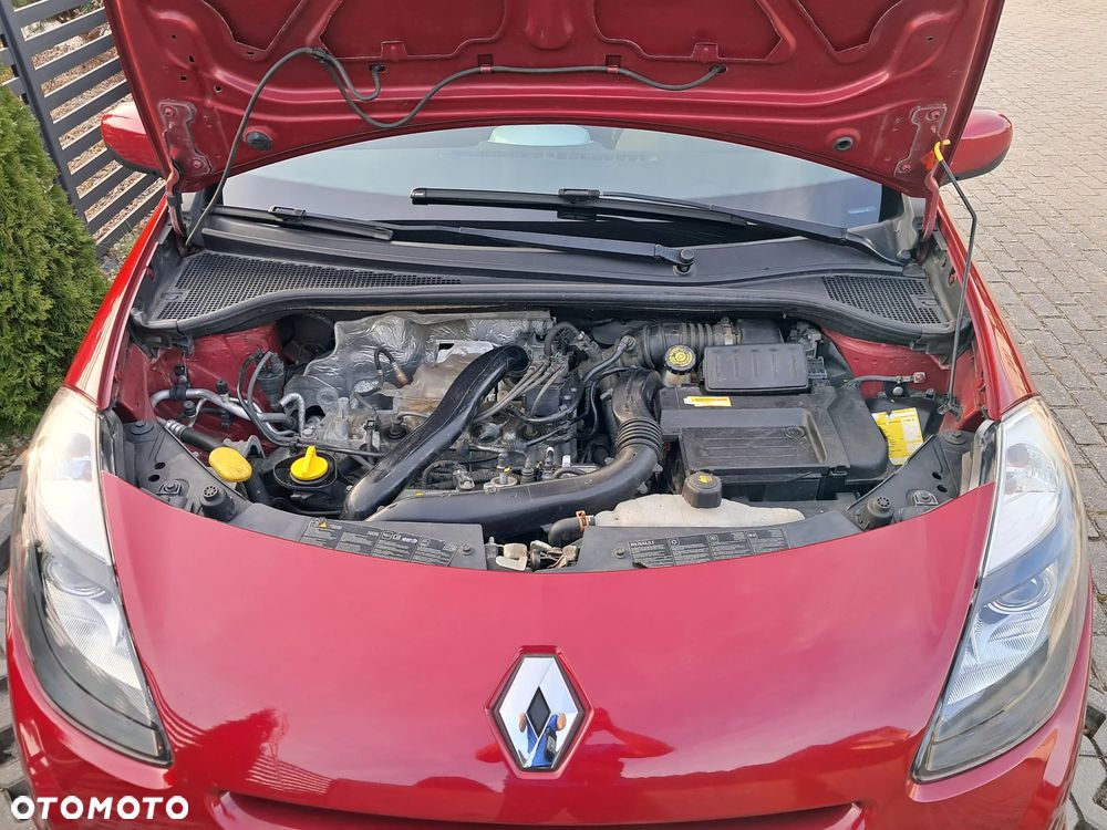 Renault Clio - 10