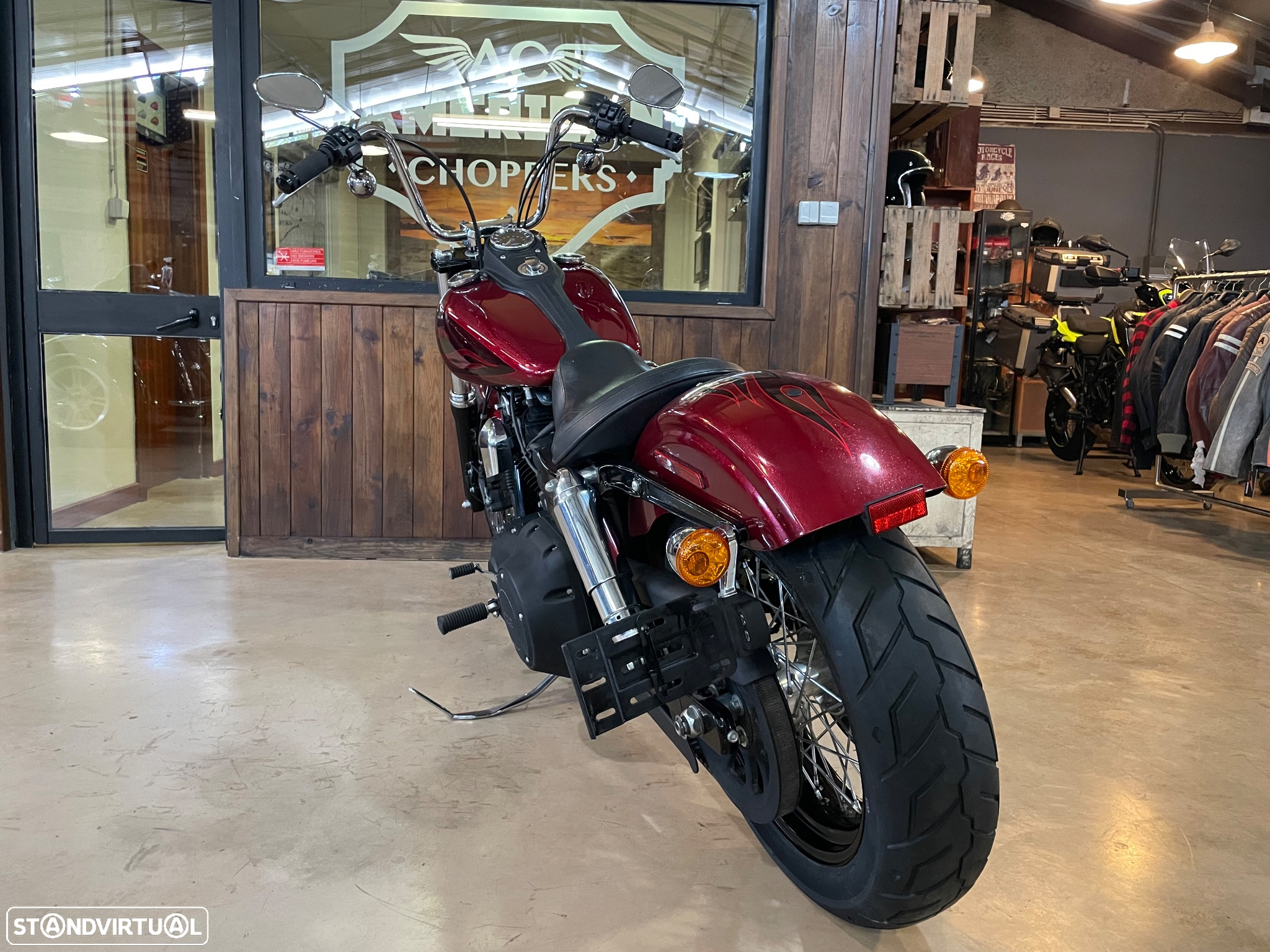 Harley-Davidson FX Dyna Street Bob - 19