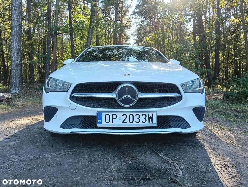 Mercedes-Benz CLA 200 d Shooting Brake 8G-DCT - 4