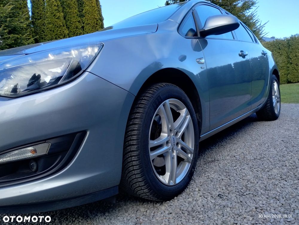 Opel Astra 1.7 CDTI DPF ENERGY - 2