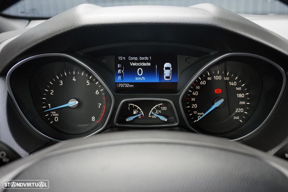 Ford Focus SW 1.0 EcoBoost S&S ST-LINE - 13