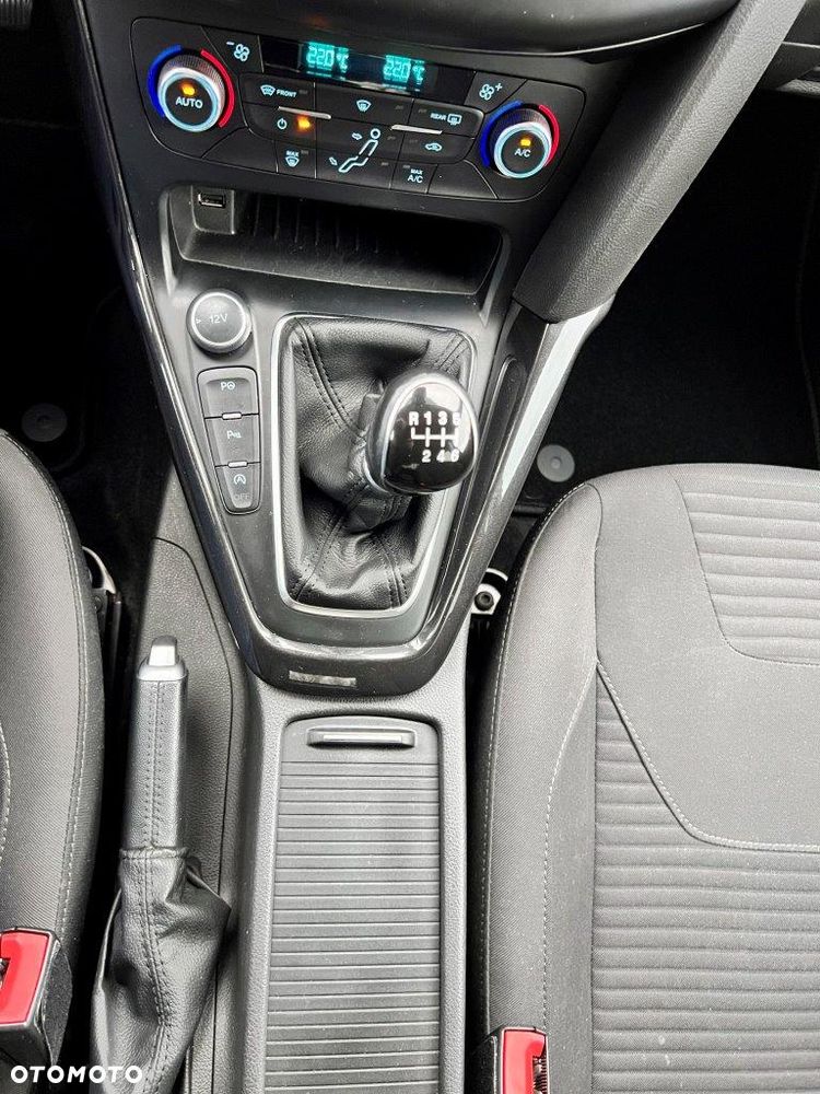 Ford Focus - 22