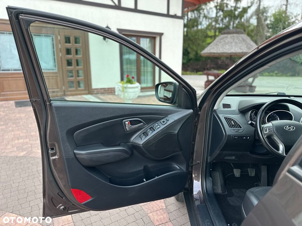 Hyundai ix35 1.6 2WD Fifa World Cup Edition - 33