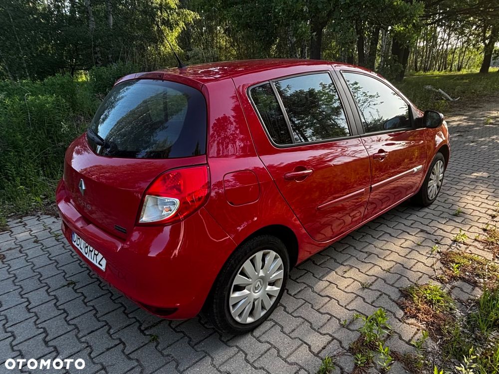 Renault Clio 1.2 16V Authentique Euro5 - 5