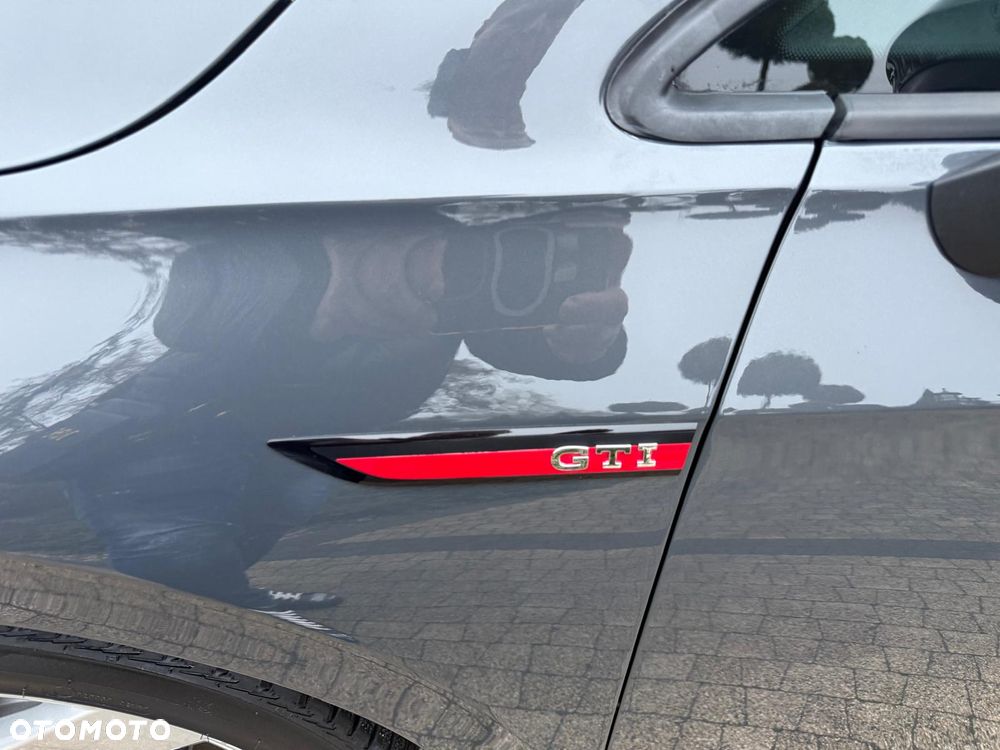 Volkswagen Golf 2.0 TSI OPF GTI - 32
