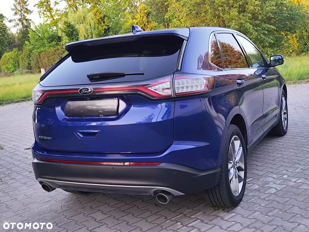 Ford Edge - 2