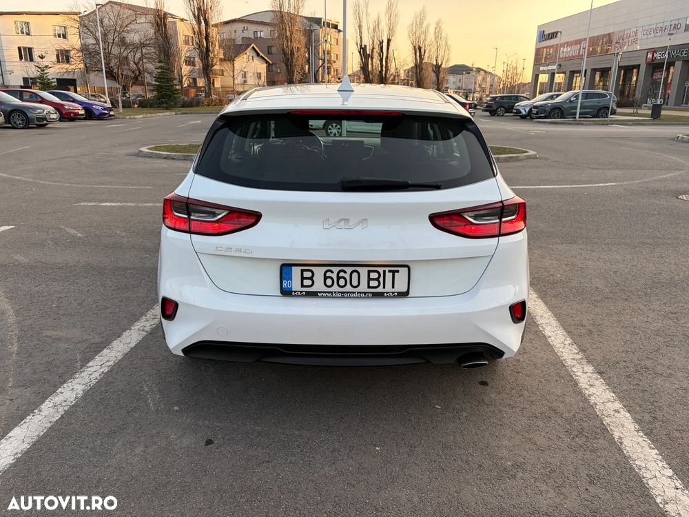Kia Ceed 1.5 T-GDI 6MT Best - 12
