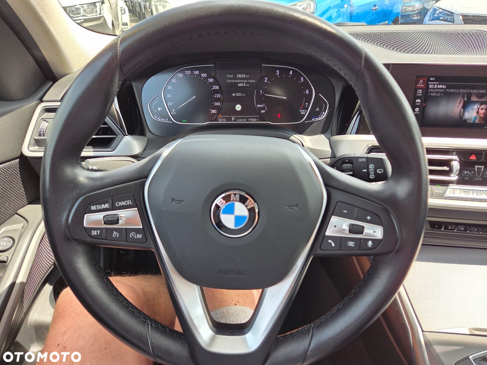 BMW Seria 3 318i - 12