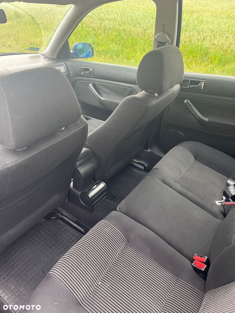 Volkswagen Golf 1.6 Highline - 13