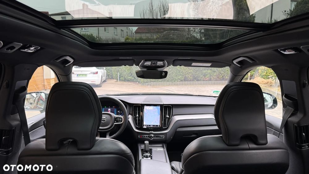 Volvo XC 60 B4 D AWD Geartronic RDesign - 28