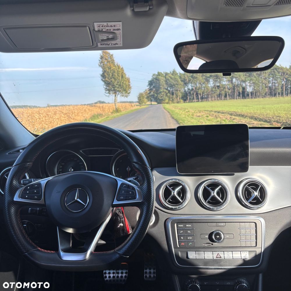 Mercedes-Benz CLA 200 d 7G-DCT AMG Line - 15