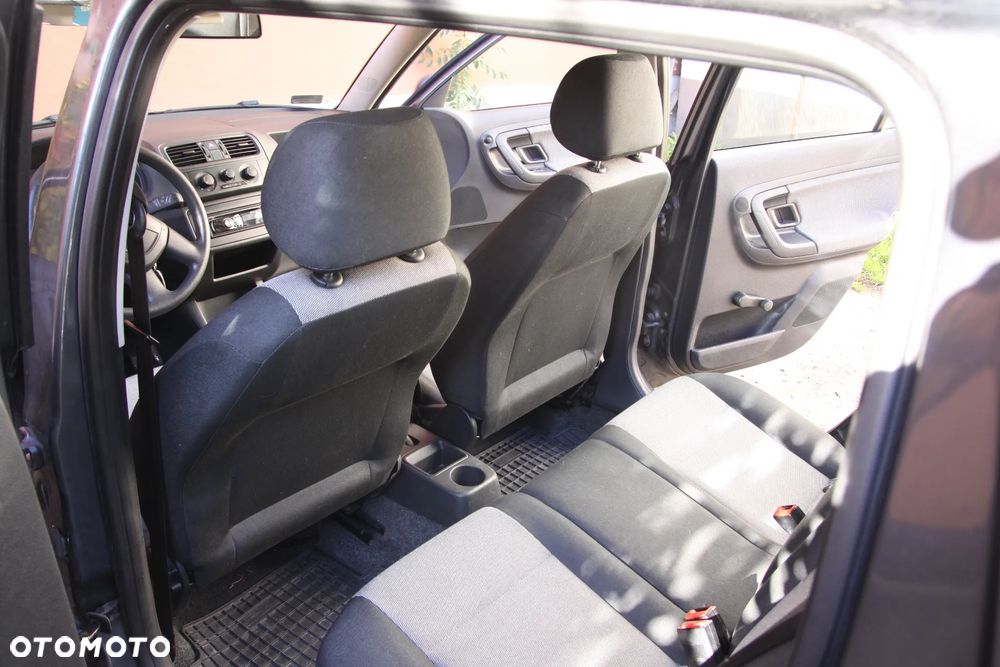 Skoda Fabia - 27