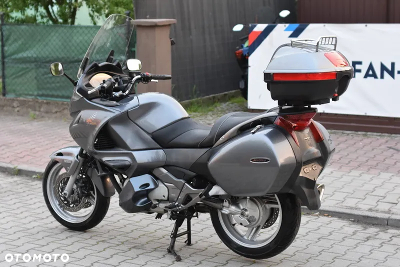 Honda NTV - 16