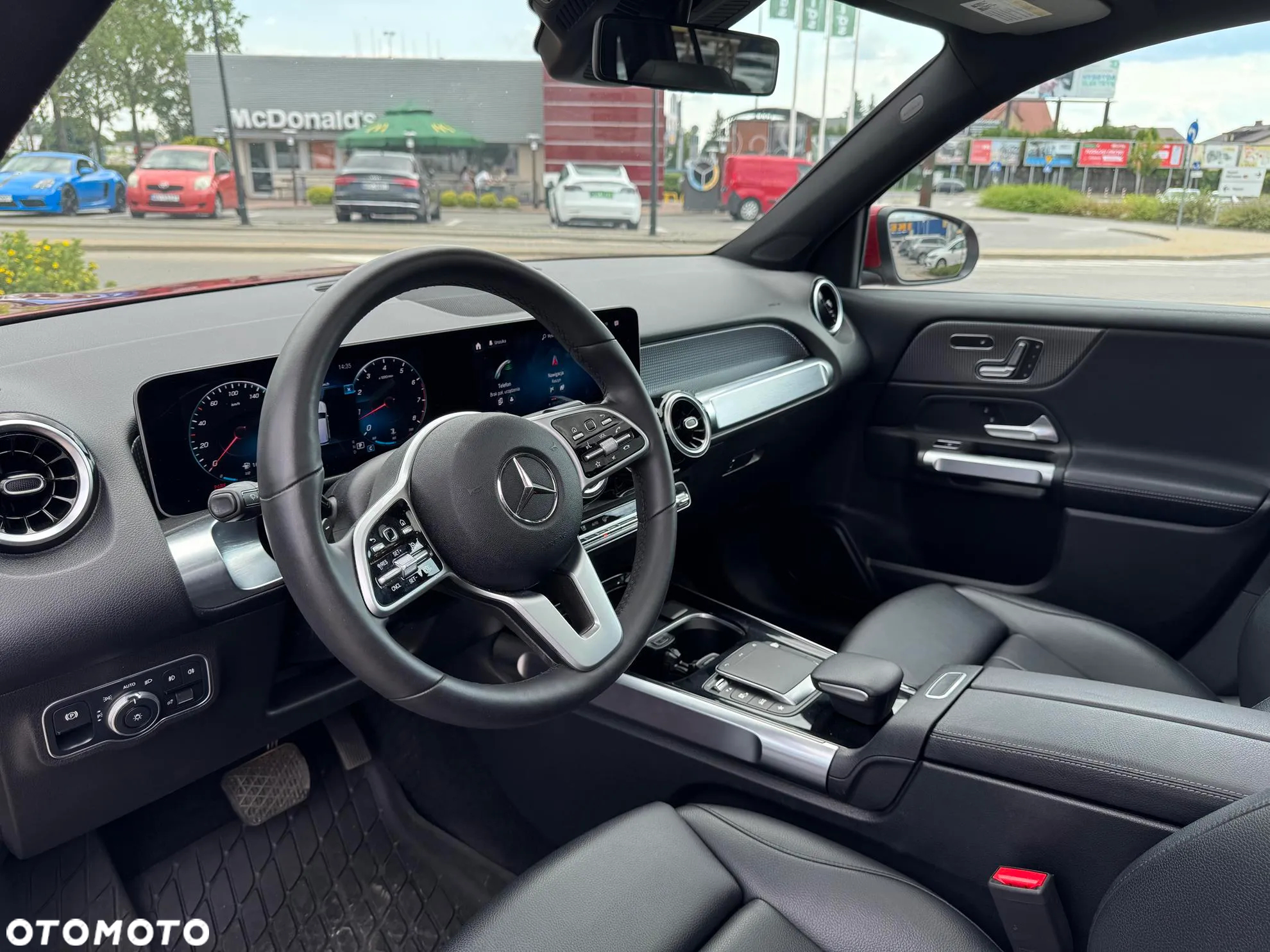 Mercedes-Benz GLB 250 4-Matic 8G-DCT - 18