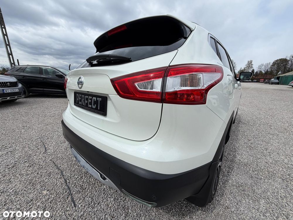 Nissan Qashqai 1.6 DCi Tekna EU6 - 11