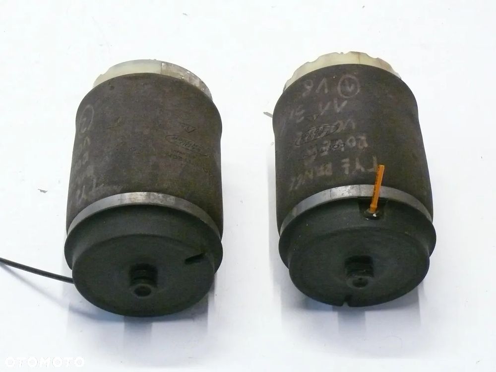 MIECH PODUSZKA TYLNA RANGE ROVER VOGUE MK3 L322 - 2