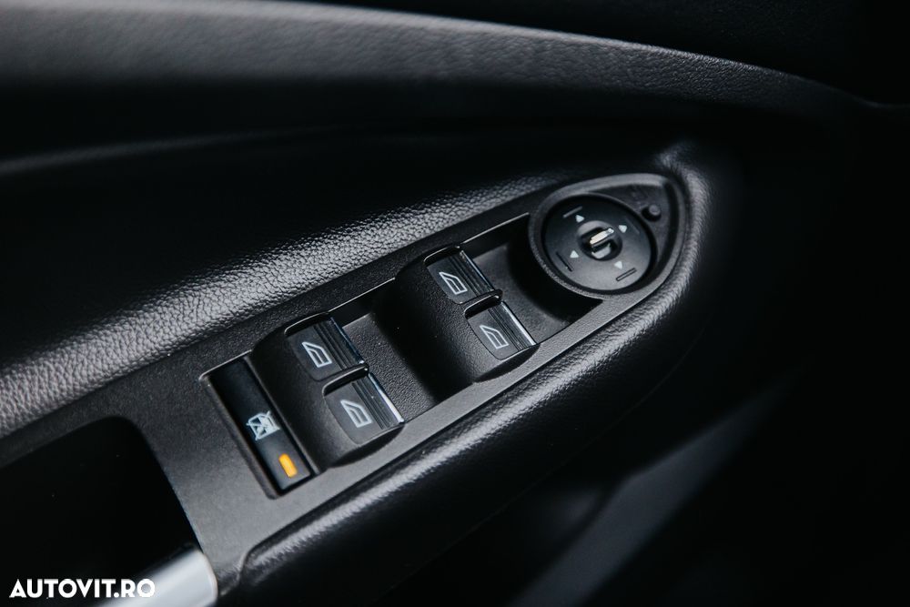 Ford Kuga 2.0 TDCi 4x4 Aut. Titanium - 17