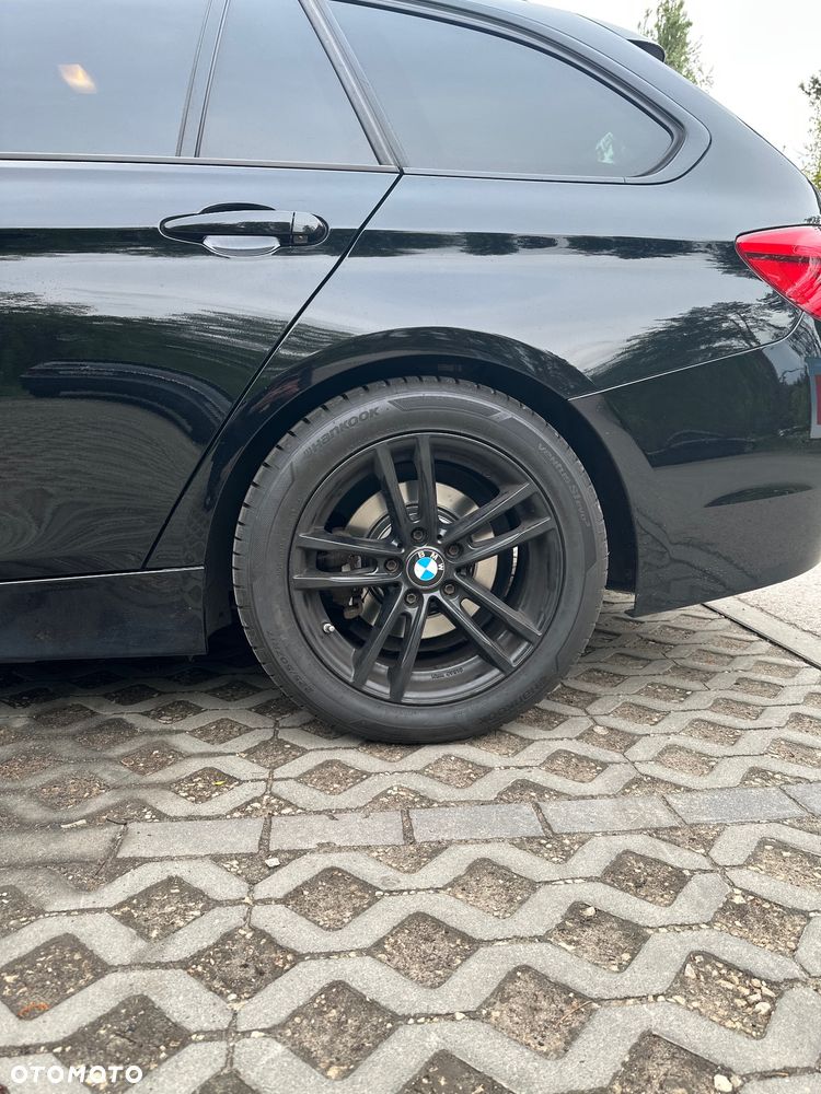 BMW Seria 3 - 36