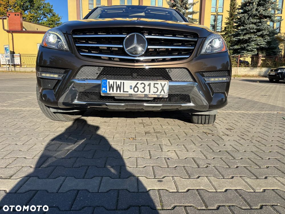 Mercedes-Benz ML 400 4-Matic - 9