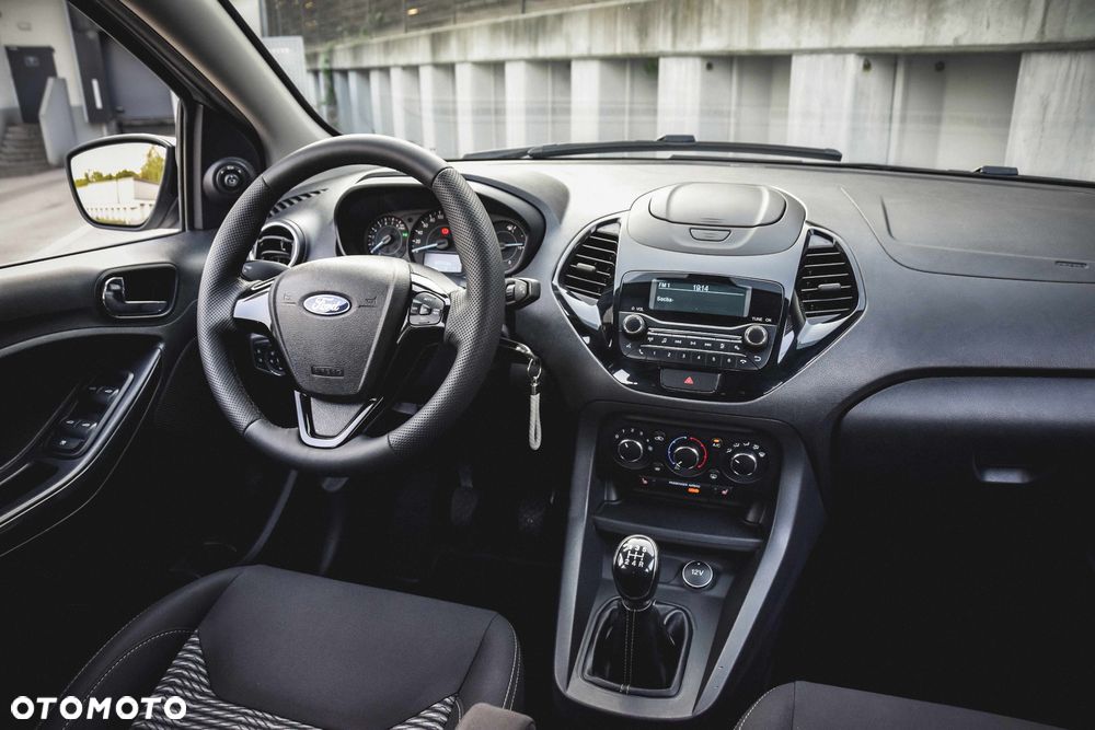 Ford KA - 16