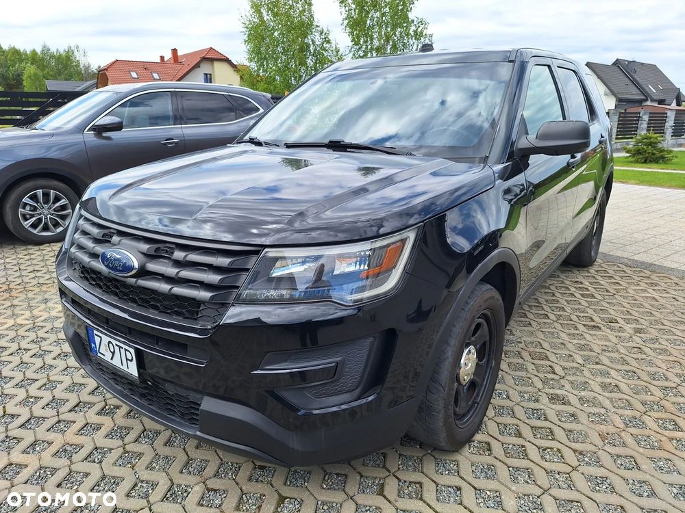 Ford Explorer - 3