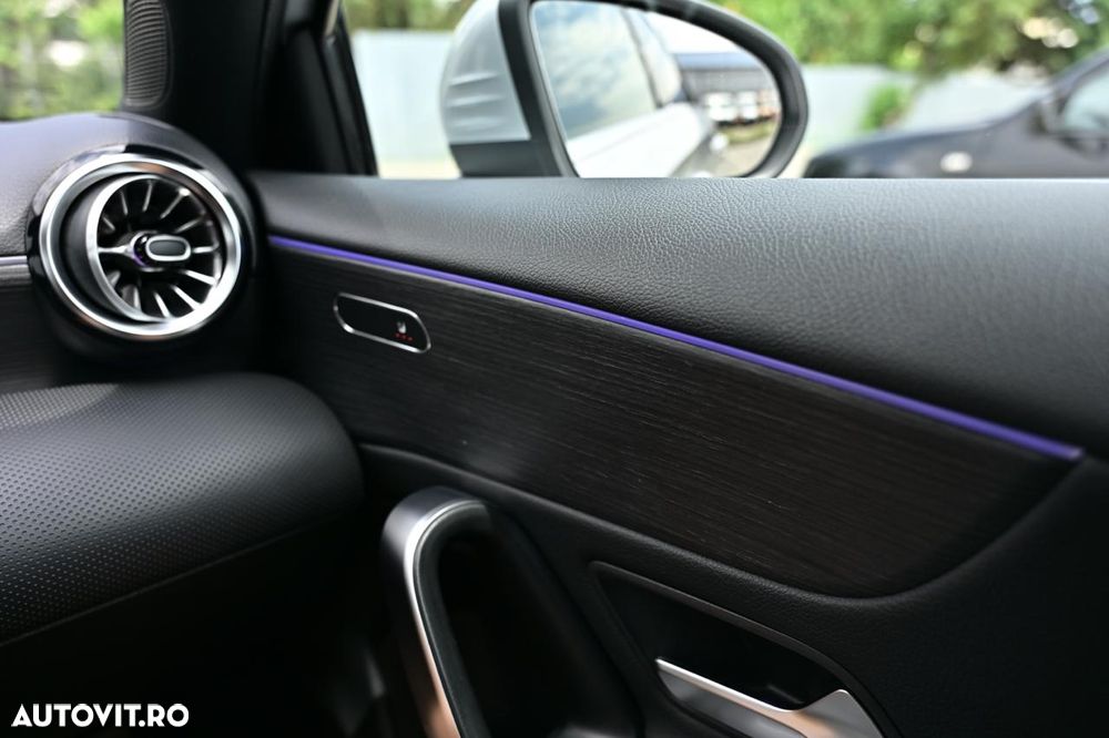 Mercedes-Benz A 200 d Sedan Edition 2021 - 37