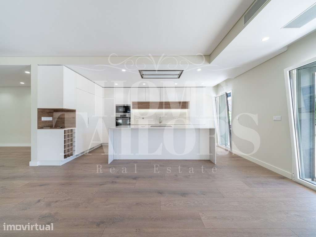 T3+1 Premium com Terraço e 4 Lugares de Parqueamento | Colinas do C... - Grande imagem: 2/28