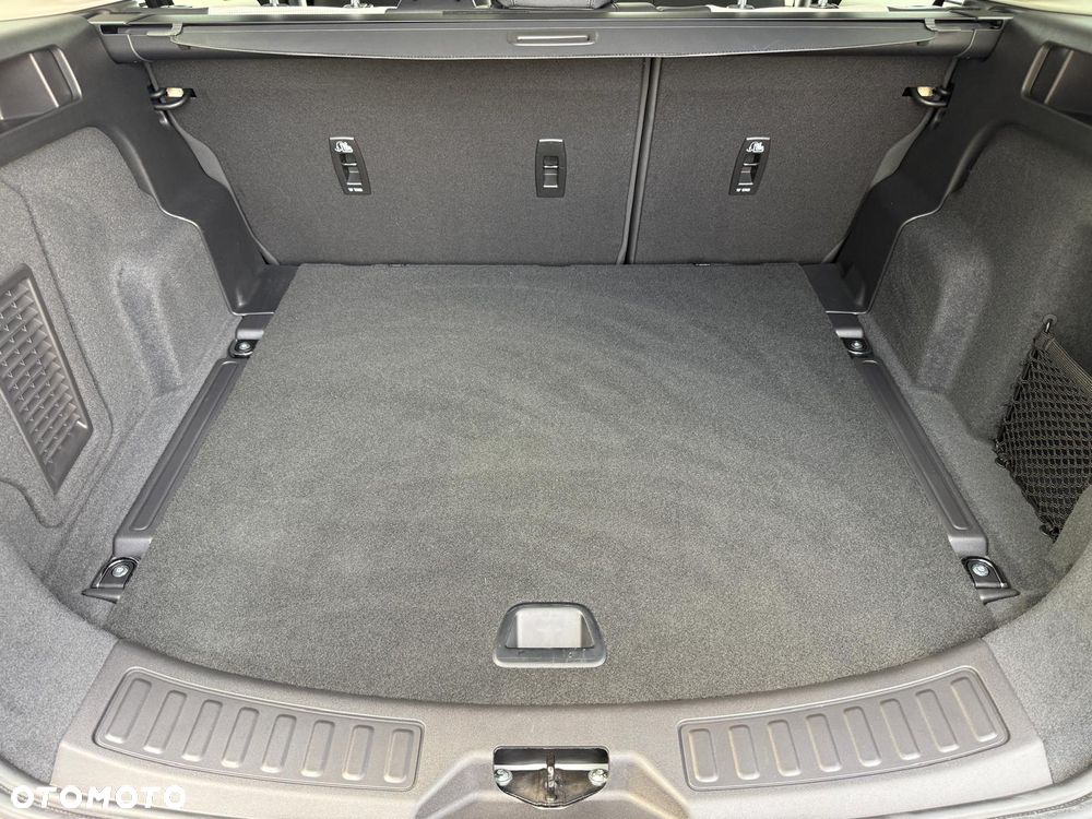 Land Rover Discovery Sport 2.0 D200 mHEV S - 20