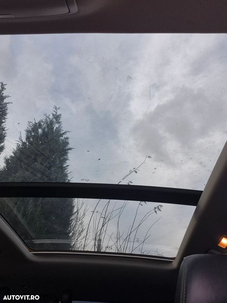 Skoda Superb 2.0 TDI DSG Elegance - 14