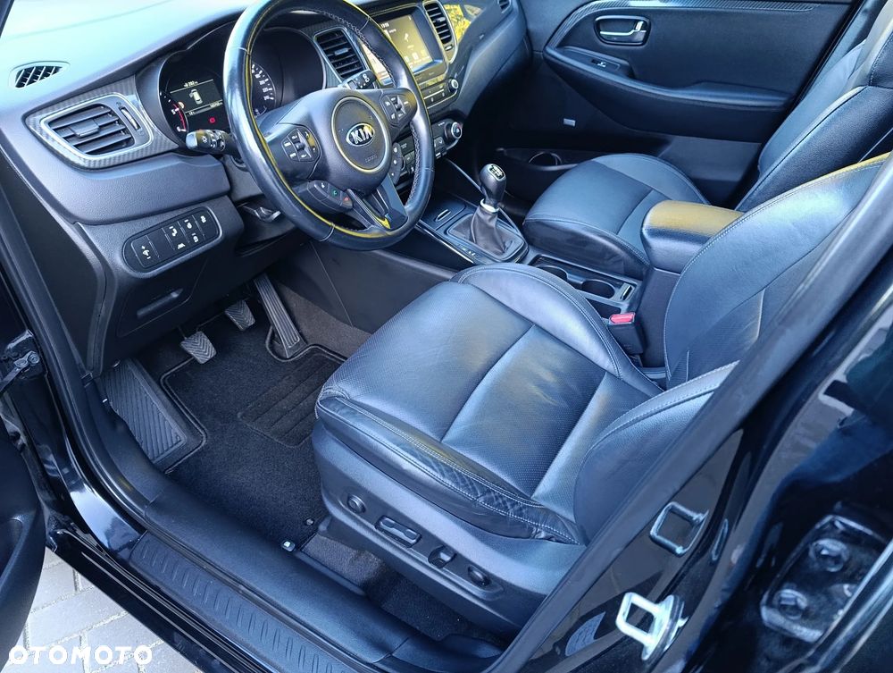 Kia Carens 1.7 CRDi 141 Edition 7 - 25