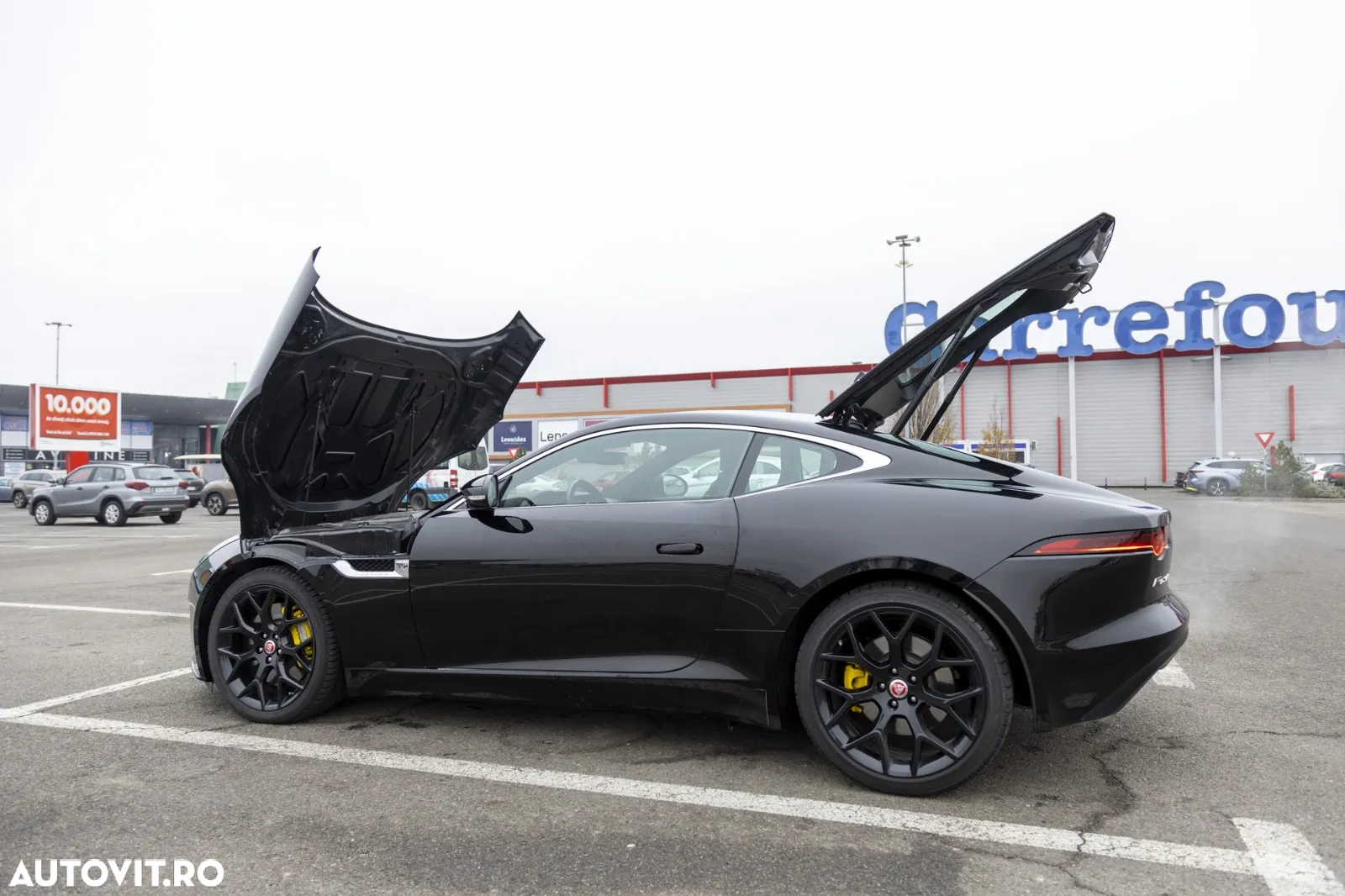 Jaguar F-Type - 10