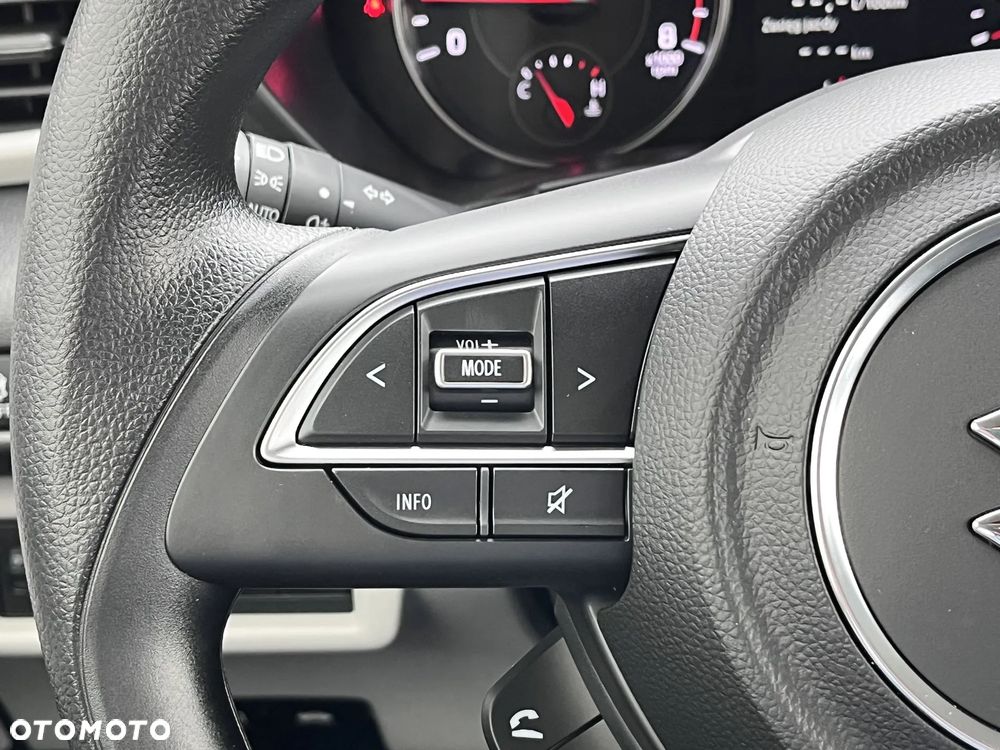 Suzuki Swift 1.2 Dualjet SHVS Premium Plus - 17