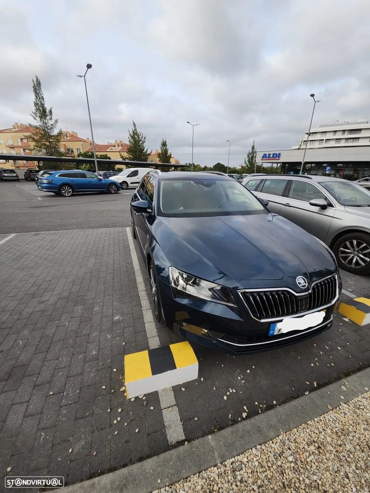 Skoda Superb Break 2.0 TDI Laurin&Klement DSG - 1