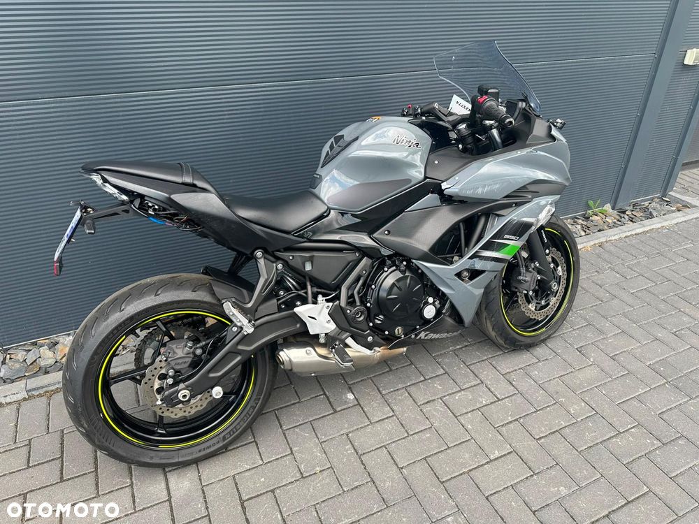 Kawasaki Ninja - 4