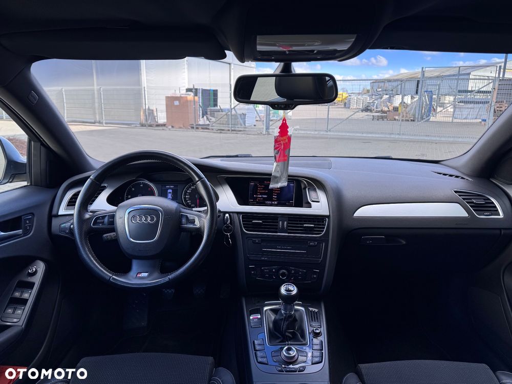 Audi A4 Avant 2.0 TDI DPF S line Sportpaket - 5