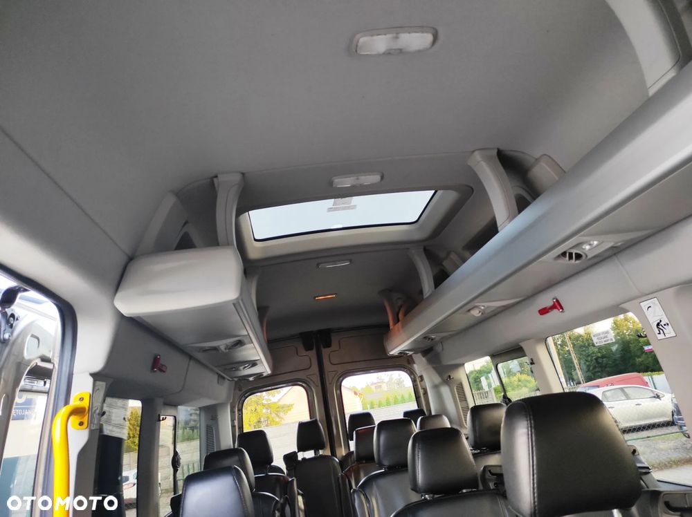 Ford Transit Autobus 18 osób 2.2 TDCI 155 KM 2017 r - 27