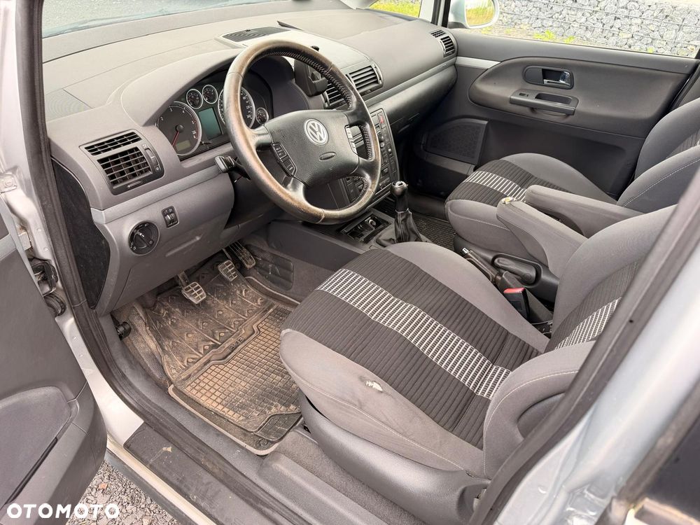 Volkswagen Sharan 2.0 TDI Highline - 9